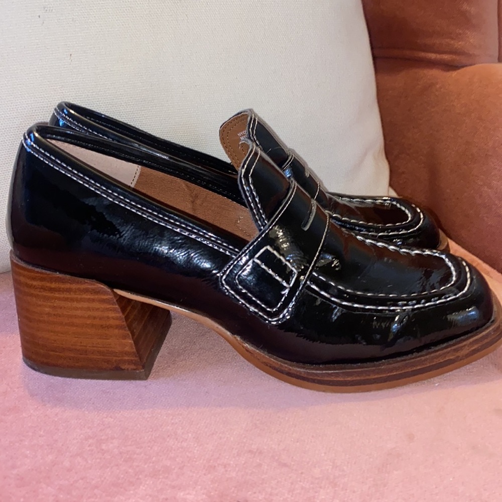 Extremely Comfortable Steve Madden Platform Loafe… - image 2